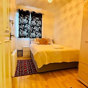 Camera con letto king size